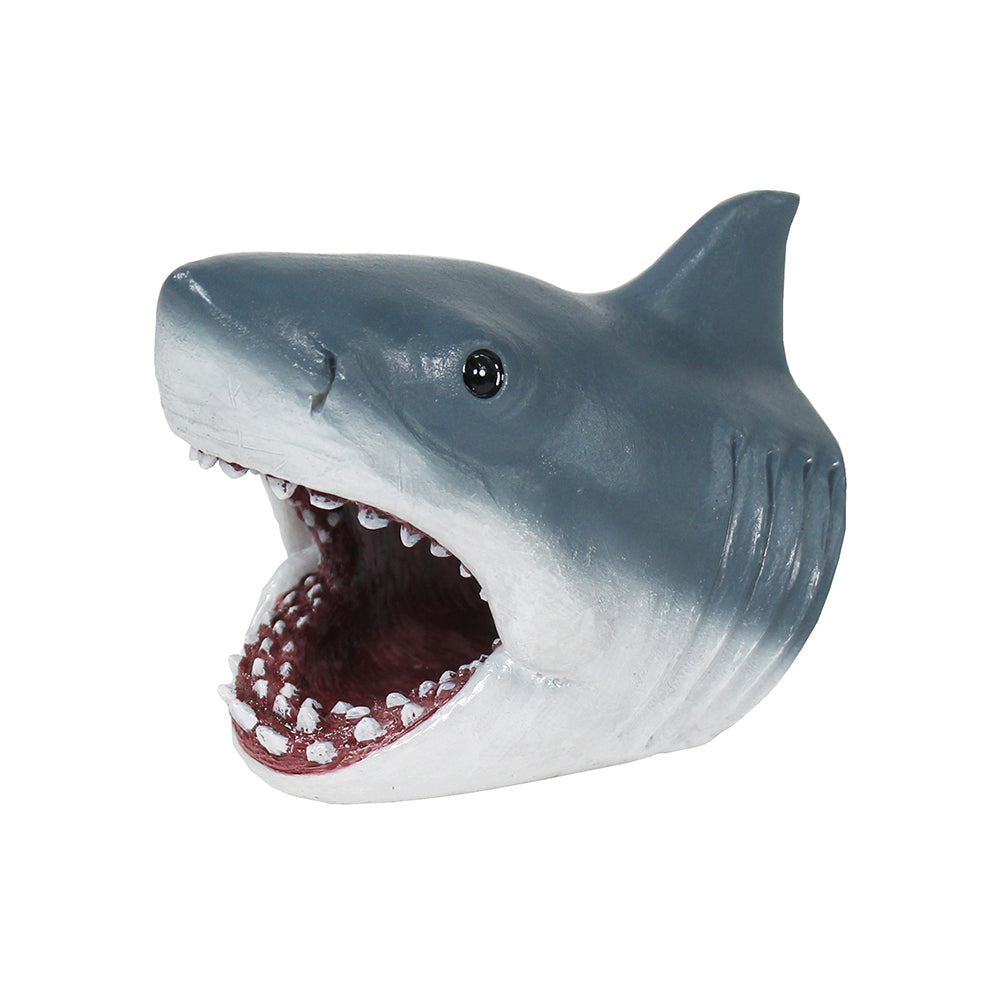 Penn-Plax Jaws Swim-Thru Ornament