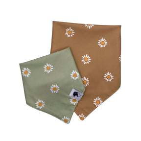 Bandana Tie on Dog - Green Daisy