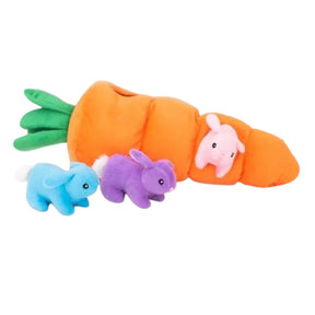 ZippyPaws - Burrow Easter Carrot w/ 3 Bunnies